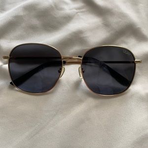 Square frame QUAY sunnies